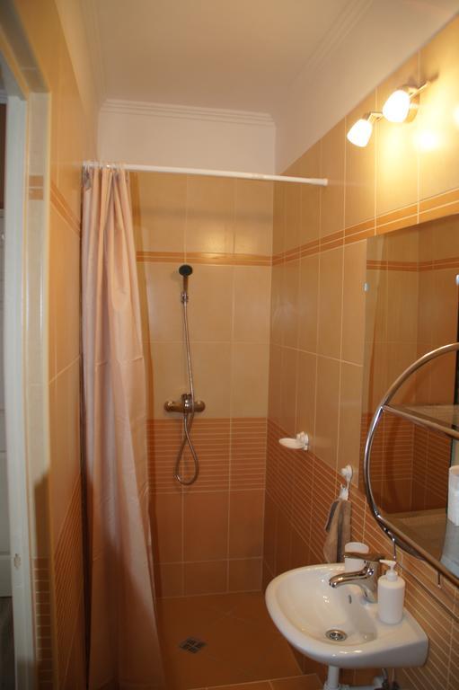 Апартаменти Fonix Apartman Дьюла Екстер'єр фото